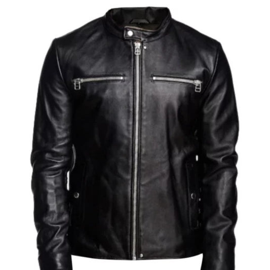 Man wearing men’s black detachable hooded jacket